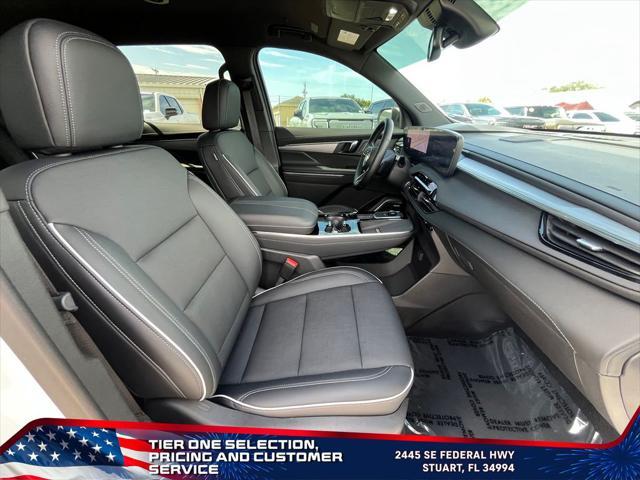 used 2025 Buick Enclave car, priced at $41,900