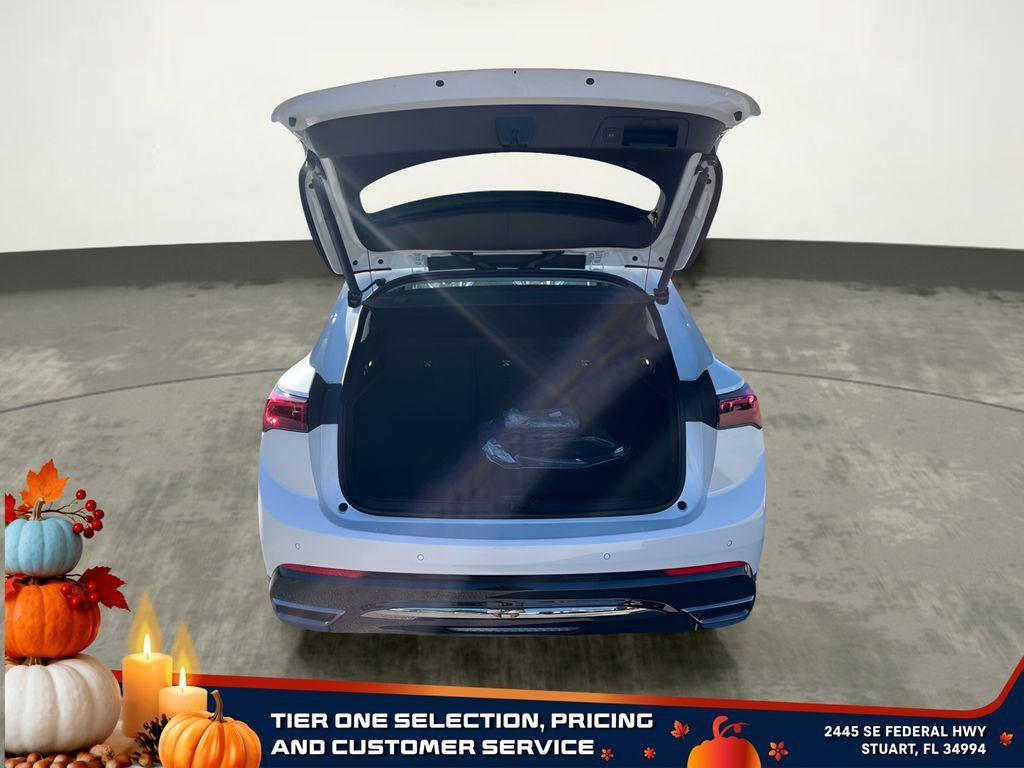 new 2025 Buick Envision car, priced at $38,335