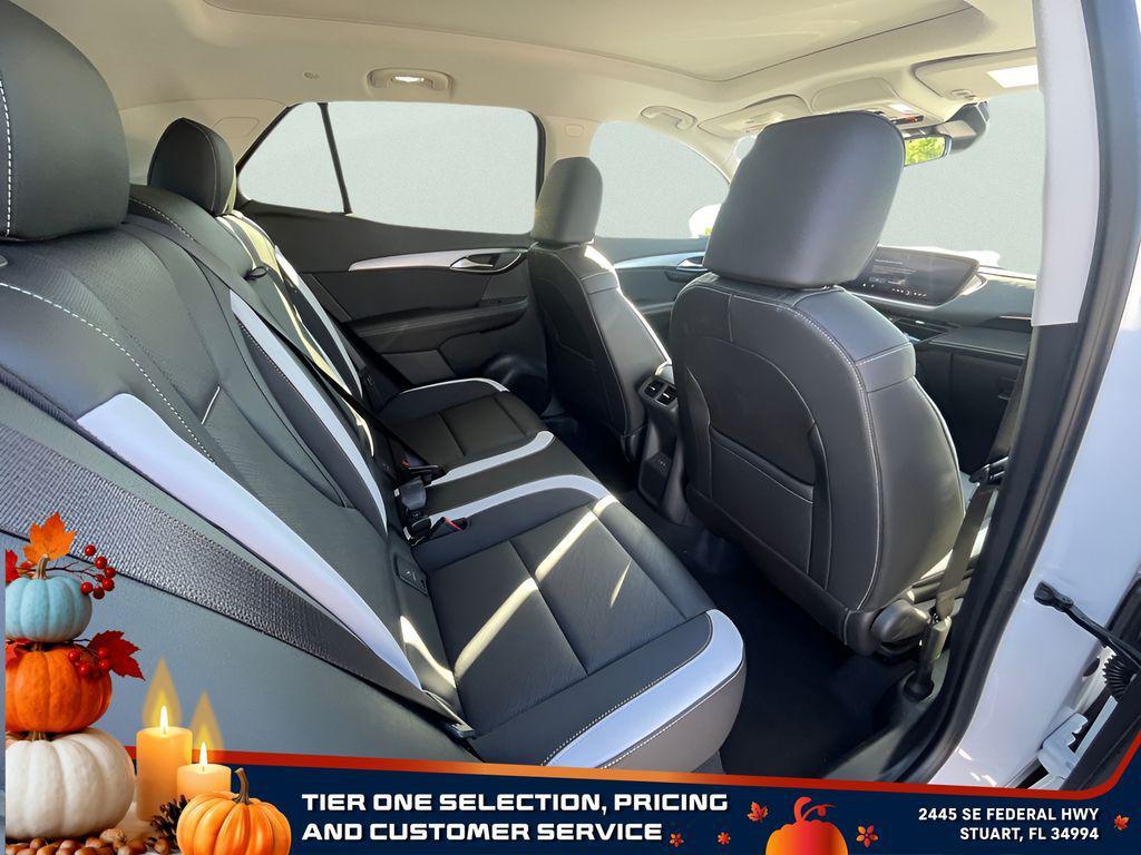 new 2025 Buick Envision car, priced at $38,335