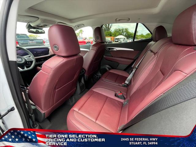 new 2025 Buick Envision car, priced at $41,067