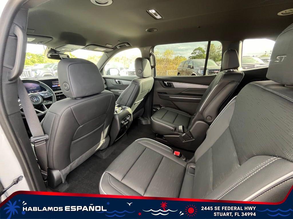 new 2025 Buick Enclave car, priced at $48,620