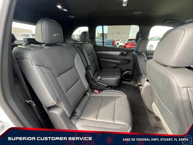 new 2025 Buick Enclave car, priced at $50,870