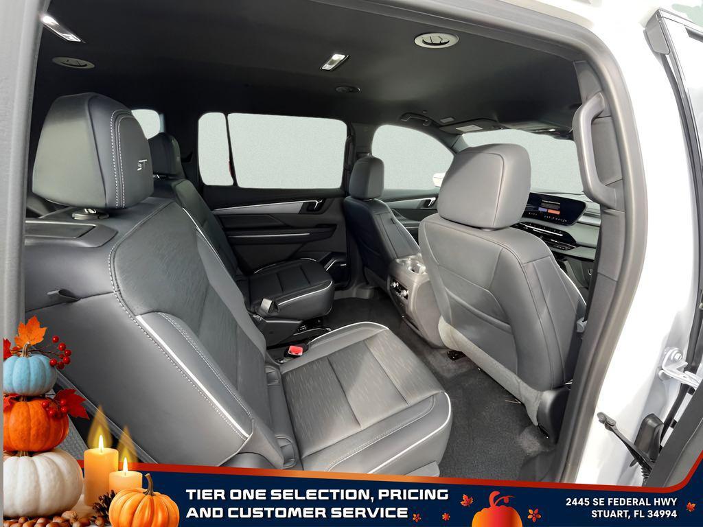 new 2025 Buick Enclave car, priced at $48,370