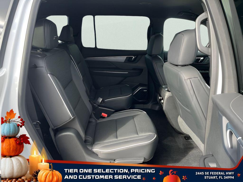 new 2025 Buick Enclave car, priced at $48,370