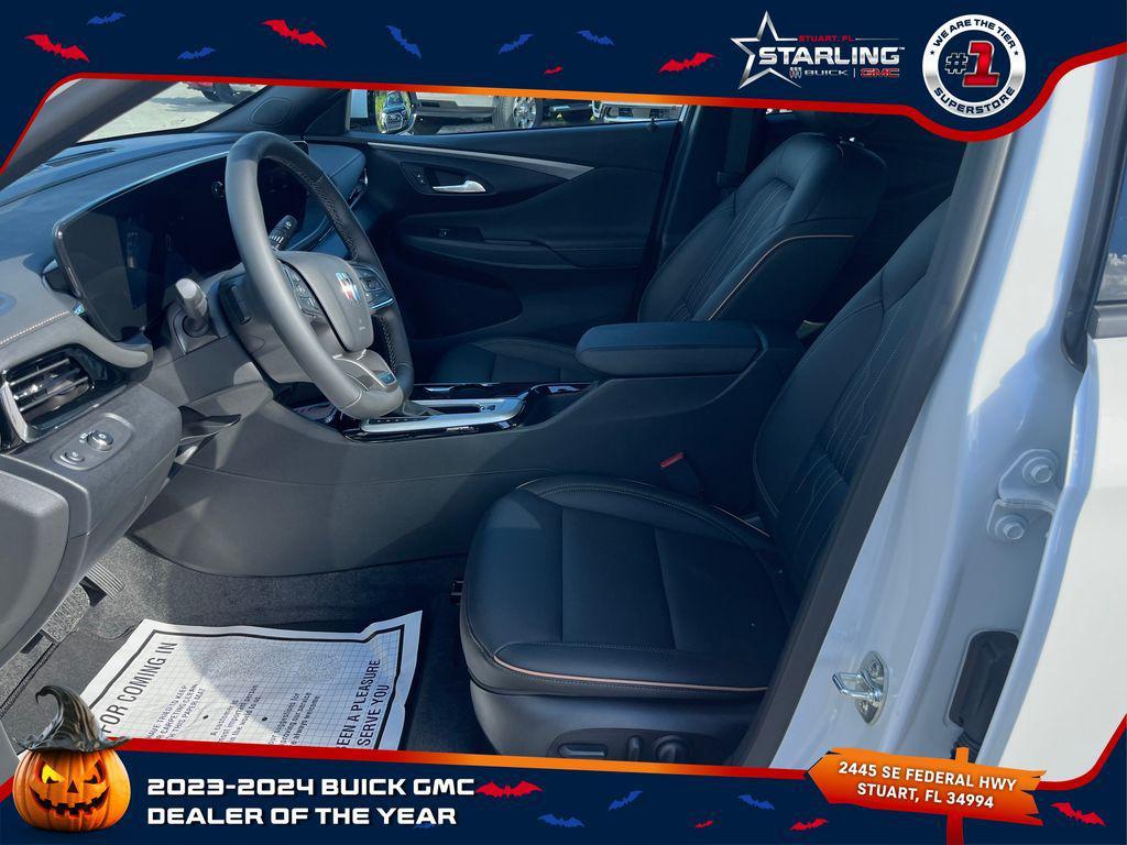 new 2025 Buick Envista car, priced at $32,271
