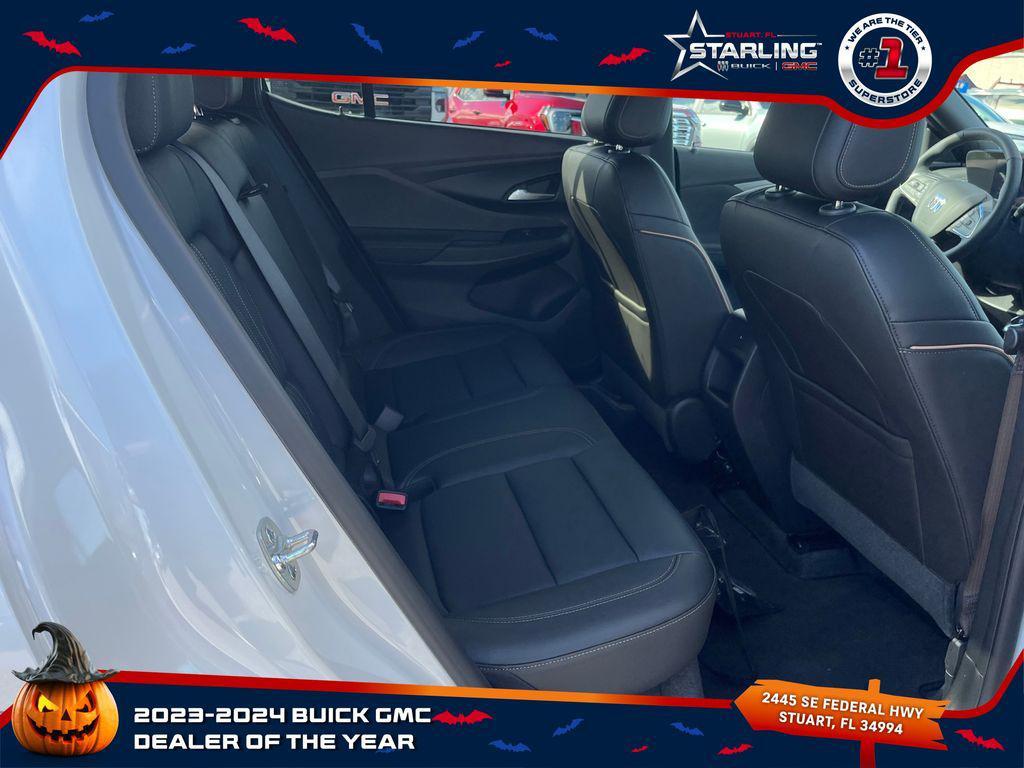 new 2025 Buick Envista car, priced at $32,271