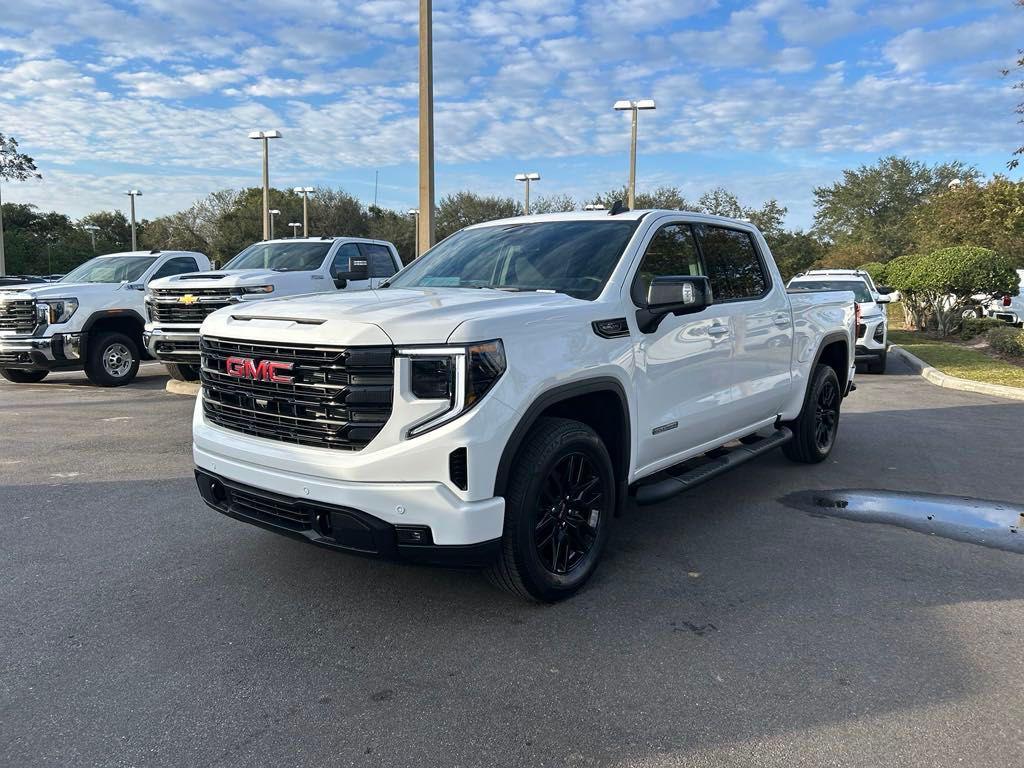 new 2025 GMC Sierra 1500 car, priced at $48,565