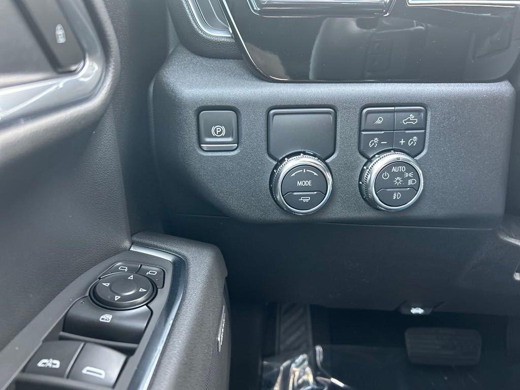 new 2025 GMC Sierra 1500 car, priced at $48,565