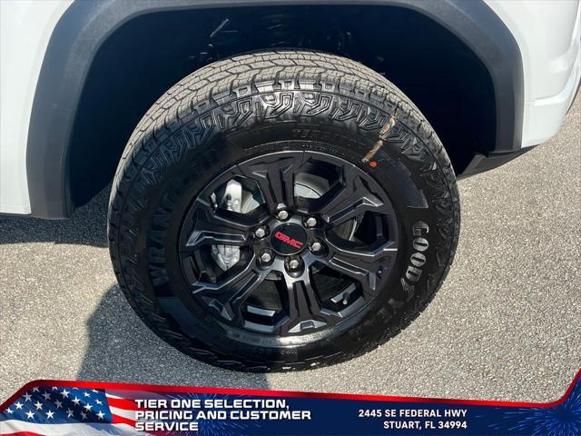 new 2025 GMC Canyon car, priced at $38,955