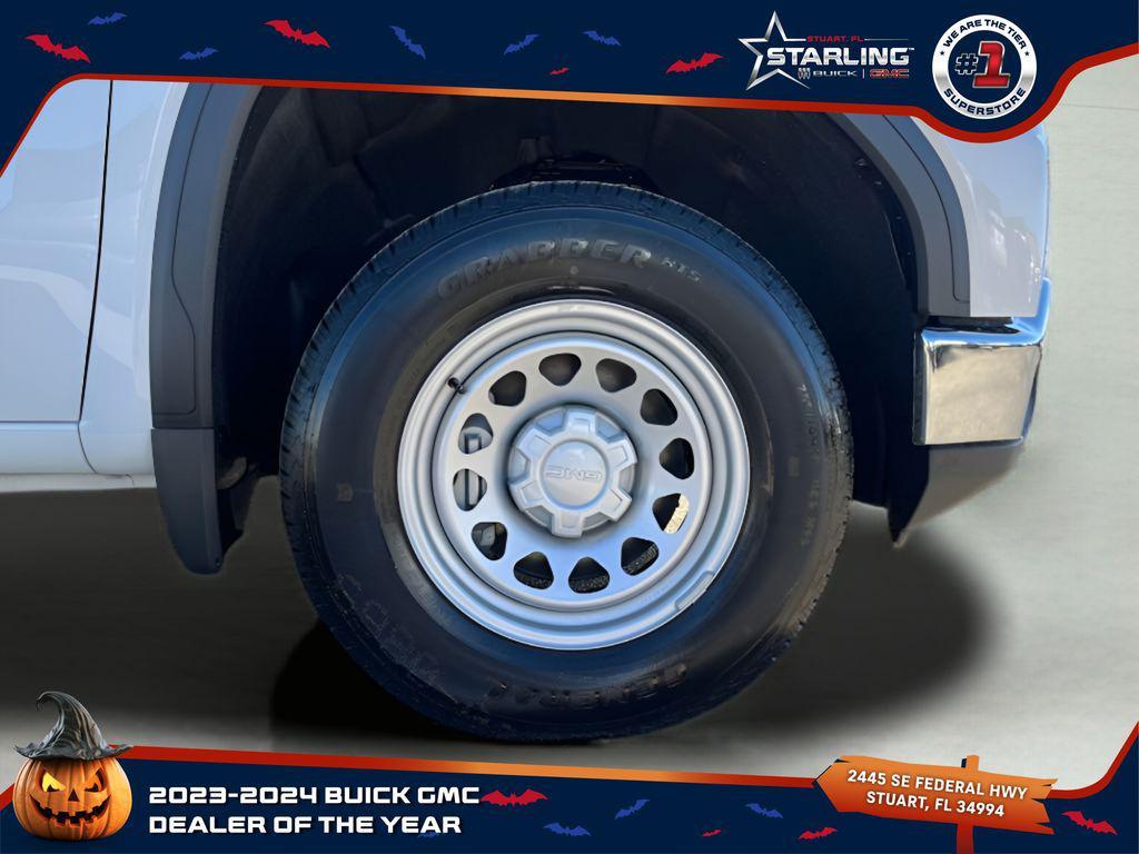 new 2025 GMC Sierra 1500 car, priced at $30,204