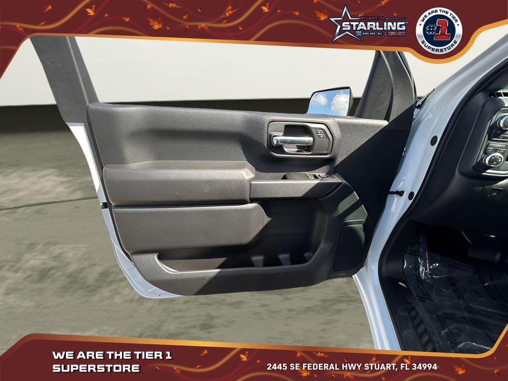new 2025 GMC Sierra 2500 car, priced at $49,781