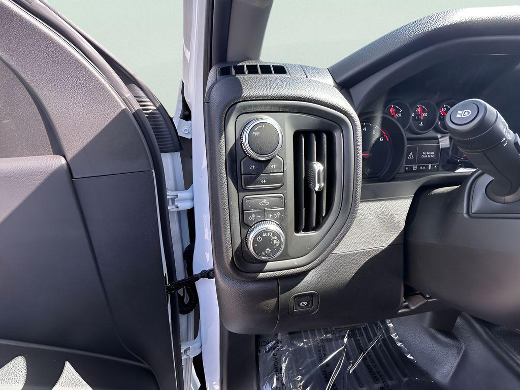 new 2025 GMC Sierra 2500 car, priced at $49,781
