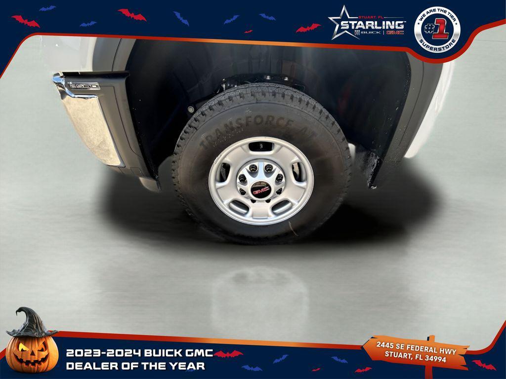 new 2025 GMC Sierra 2500 car, priced at $49,781