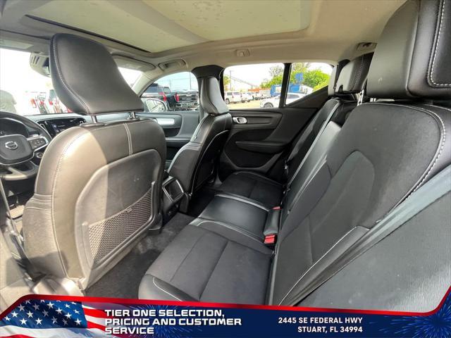 used 2020 Volvo XC40 car, priced at $19,704