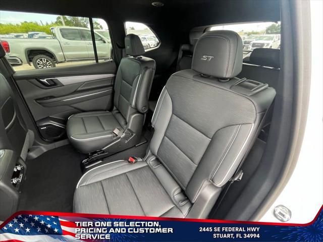 new 2025 Buick Enclave car, priced at $51,020