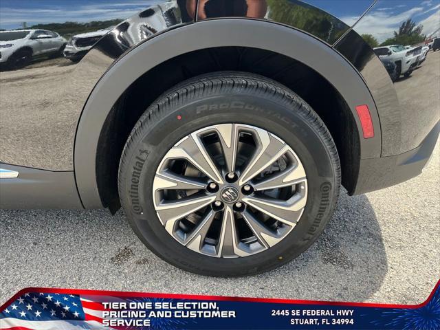 new 2025 Buick Envision car, priced at $38,922