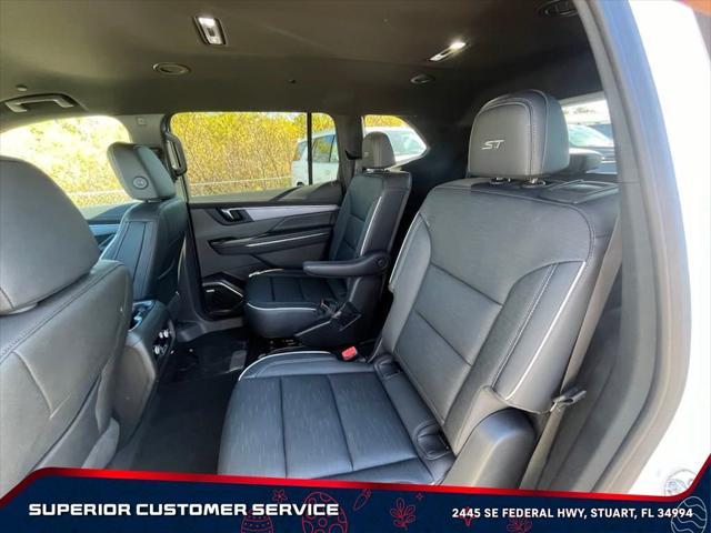 new 2025 Buick Enclave car, priced at $48,419