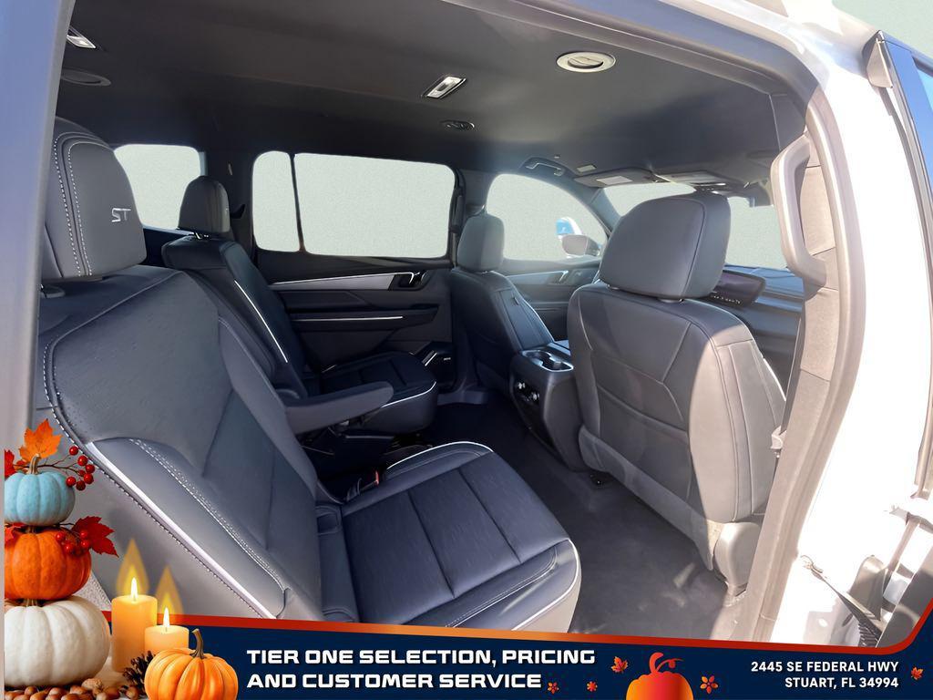 new 2025 Buick Enclave car, priced at $45,920