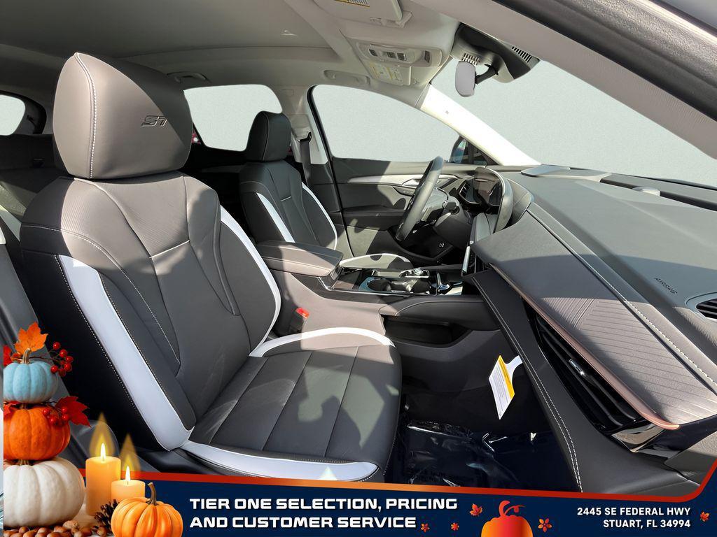 new 2025 Buick Envision car, priced at $37,315