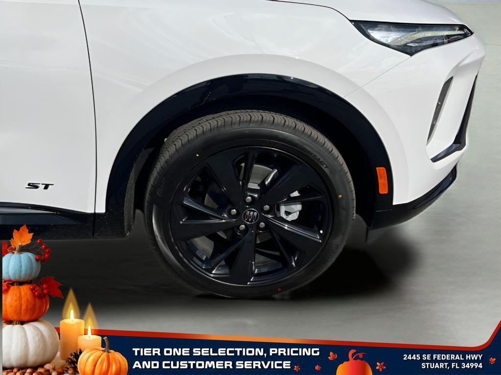 new 2025 Buick Envision car, priced at $37,315