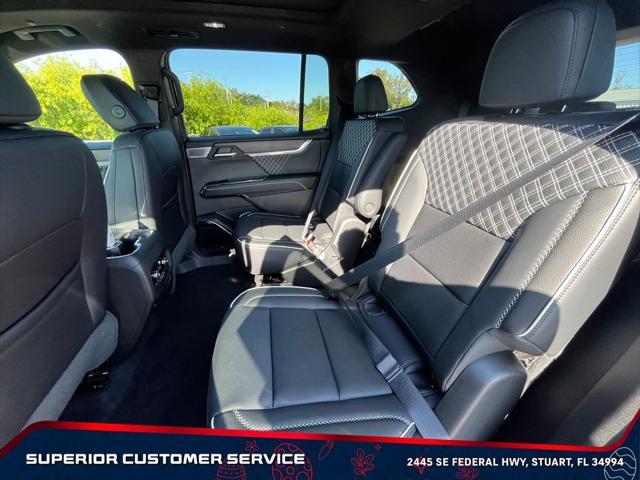 new 2025 GMC Acadia car, priced at $58,223