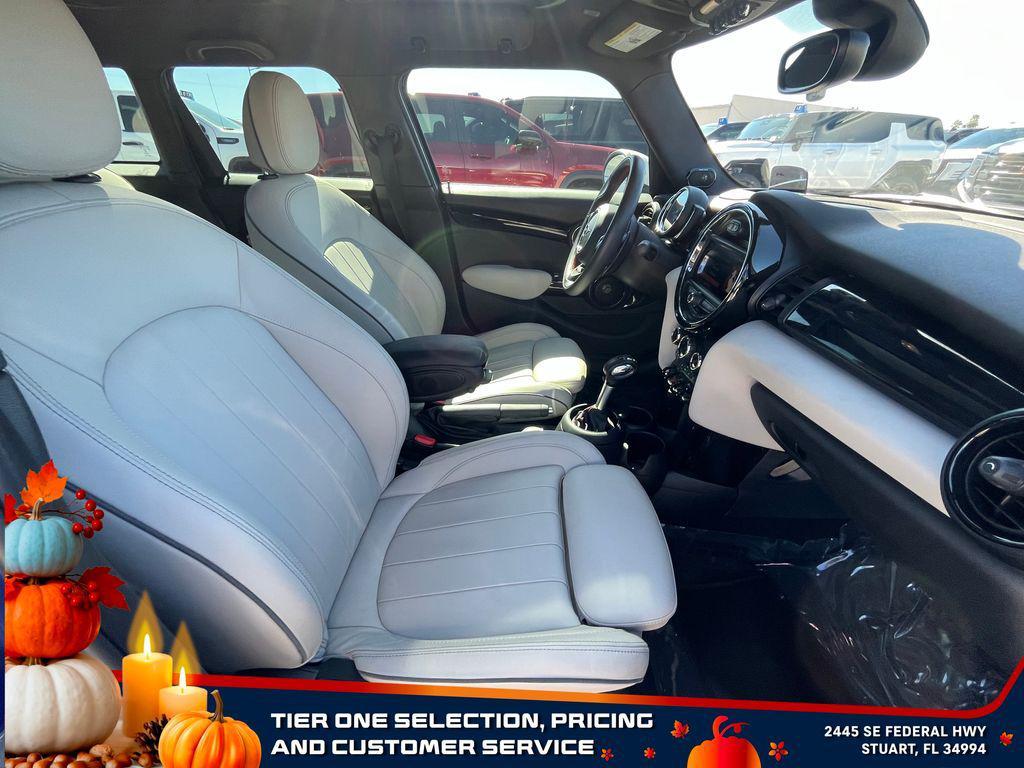 used 2019 MINI Hardtop car, priced at $18,999