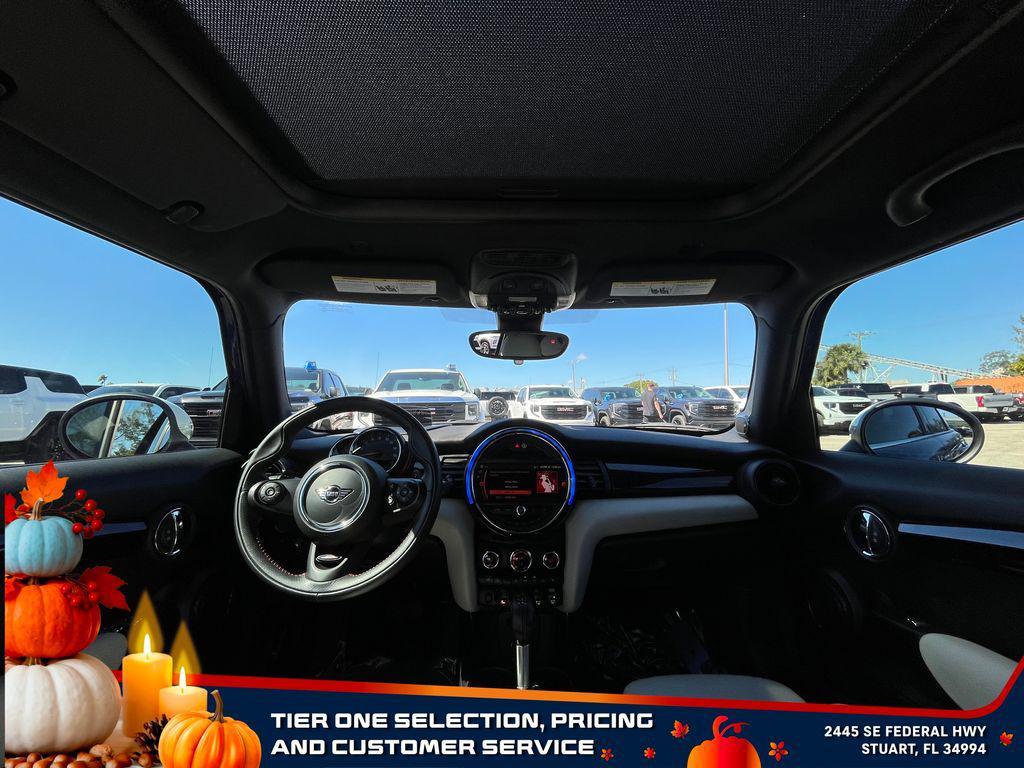 used 2019 MINI Hardtop car, priced at $18,999