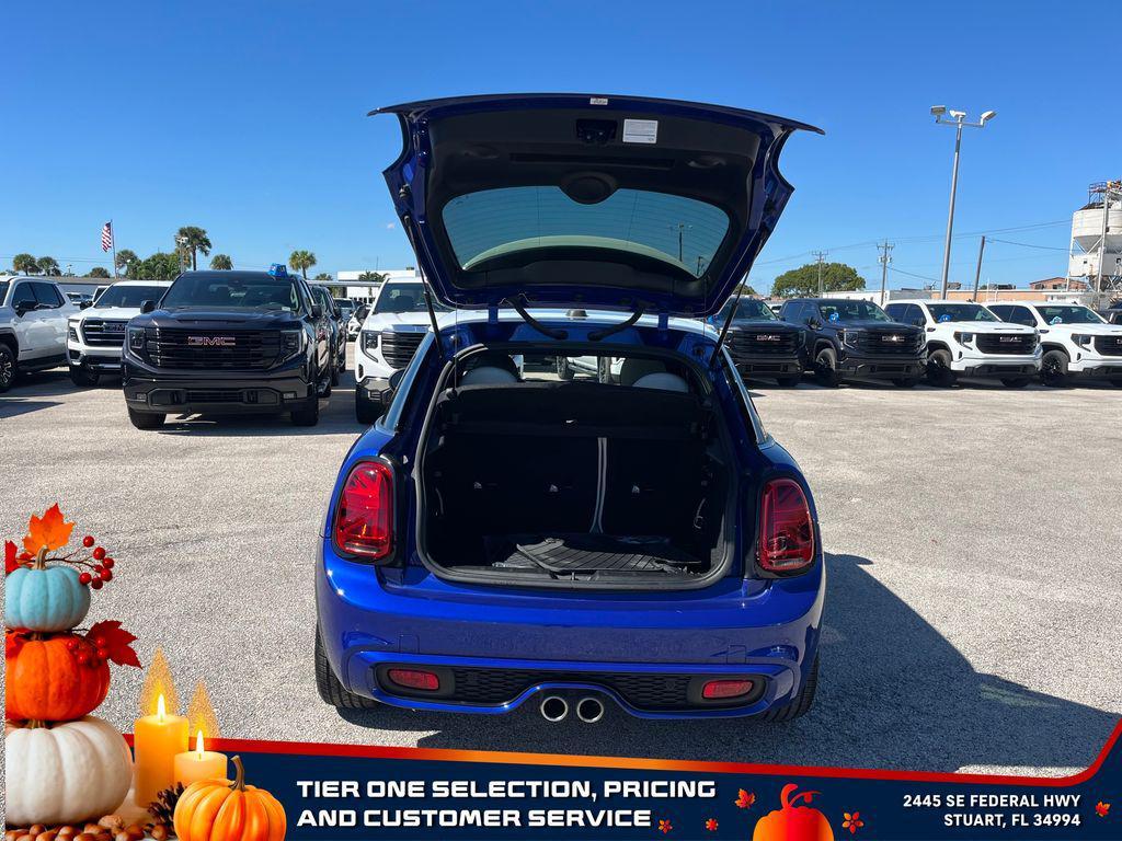 used 2019 MINI Hardtop car, priced at $18,999