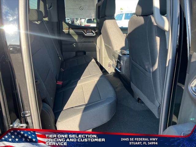 new 2025 GMC Sierra 1500 car, priced at $41,985