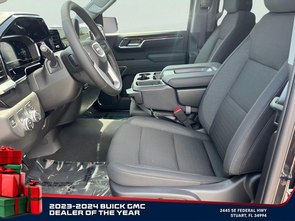 new 2025 GMC Sierra 1500 car, priced at $44,954