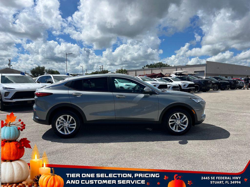 new 2025 Buick Envista car, priced at $23,630