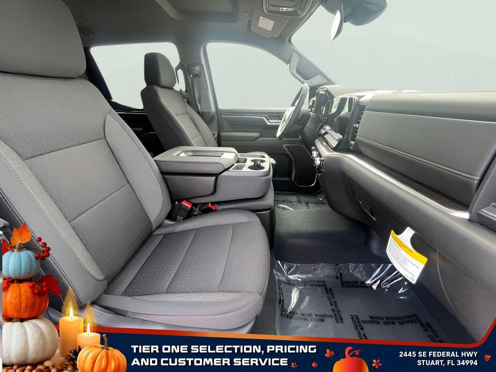 new 2026 GMC Sierra 1500 car, priced at $44,095