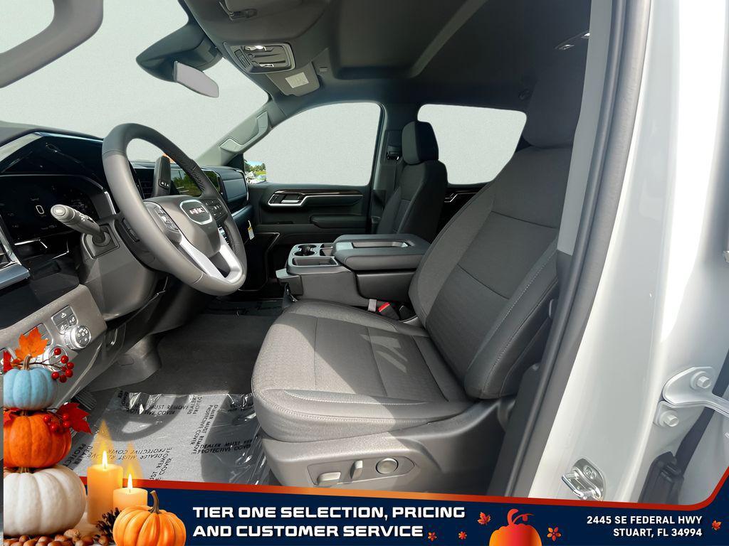 new 2026 GMC Sierra 1500 car, priced at $44,095