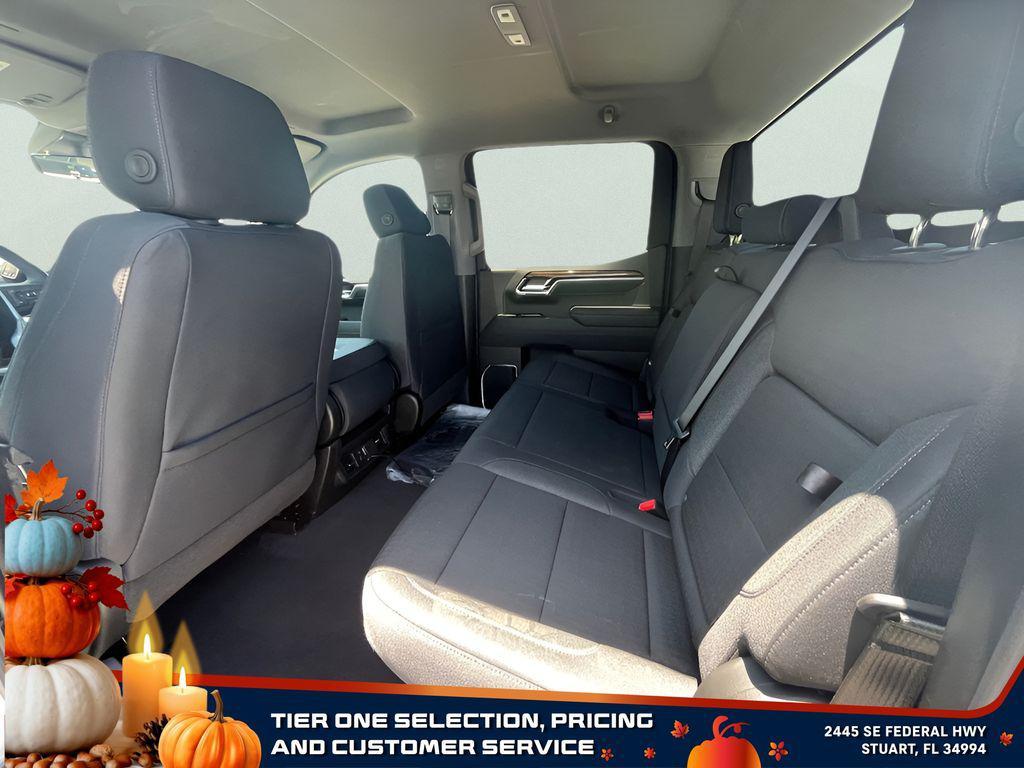 new 2025 GMC Sierra 1500 car, priced at $43,901