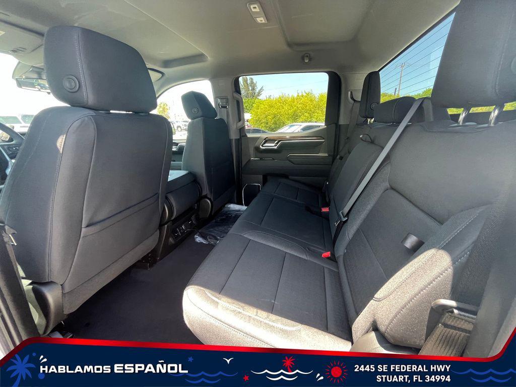 new 2025 GMC Sierra 1500 car, priced at $43,901