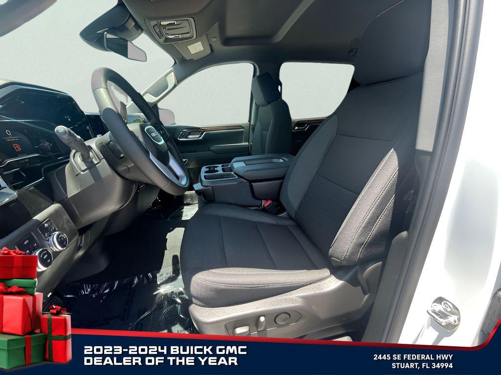 new 2025 GMC Sierra 1500 car, priced at $47,651