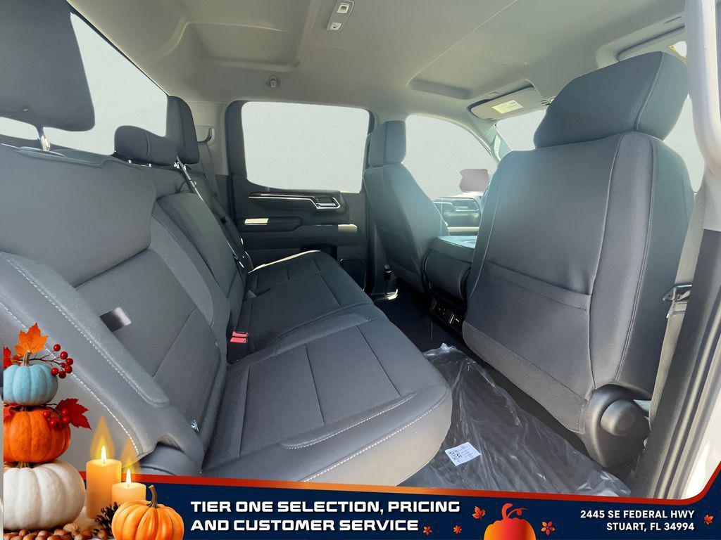 new 2025 GMC Sierra 1500 car, priced at $43,901