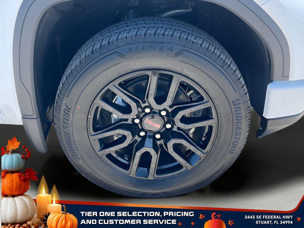 new 2025 GMC Sierra 1500 car, priced at $43,901