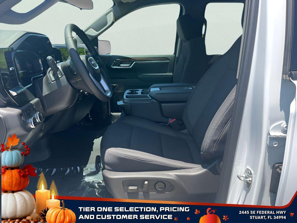 new 2025 GMC Sierra 1500 car, priced at $43,901