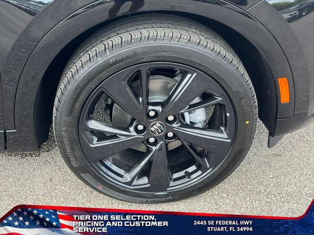 new 2025 Buick Envision car, priced at $41,345