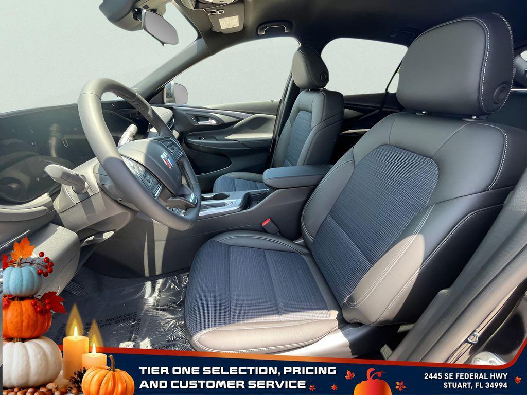 new 2025 Buick Envista car, priced at $24,625