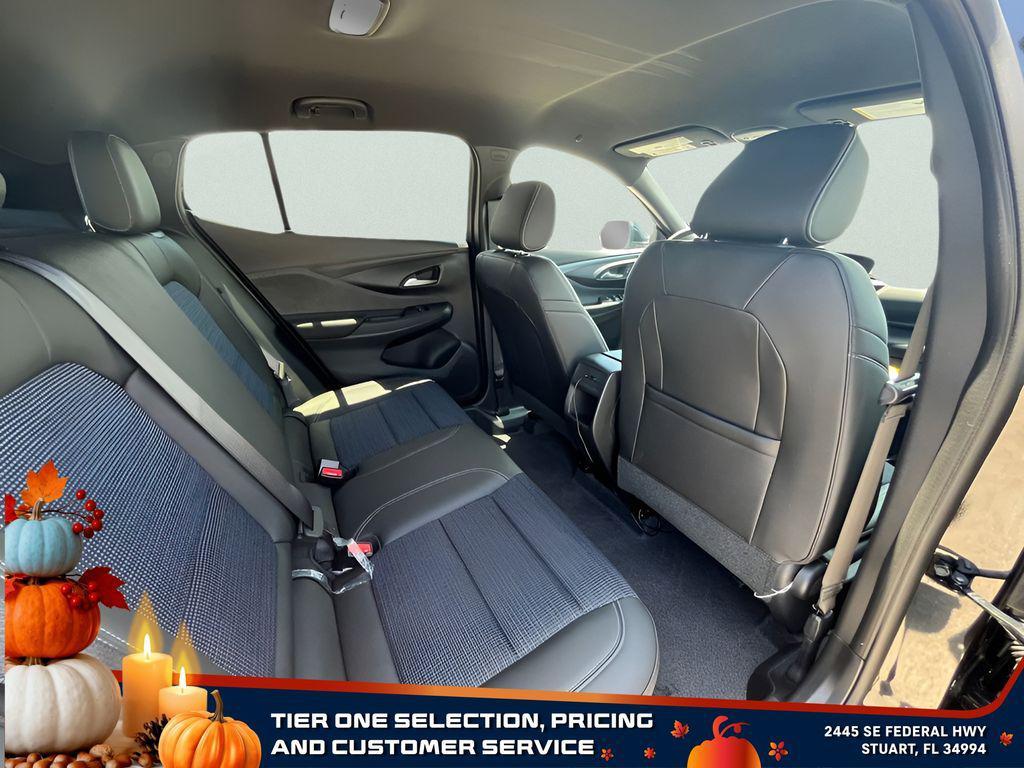 new 2025 Buick Envista car, priced at $24,625