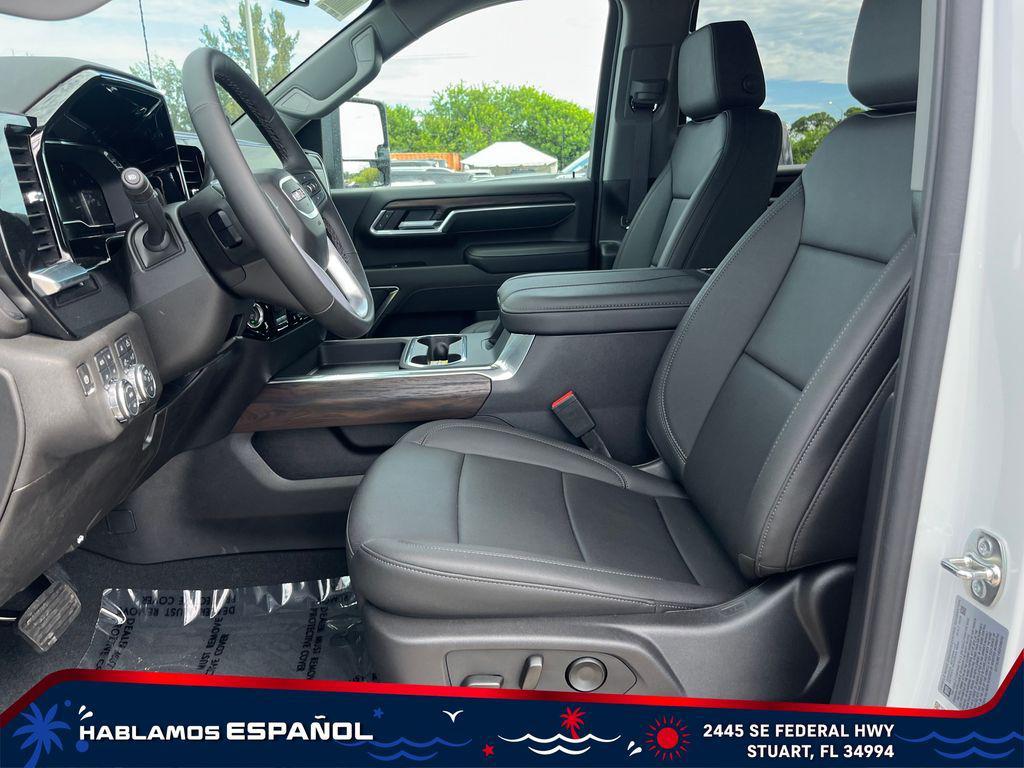 new 2025 GMC Sierra 2500 car, priced at $78,389