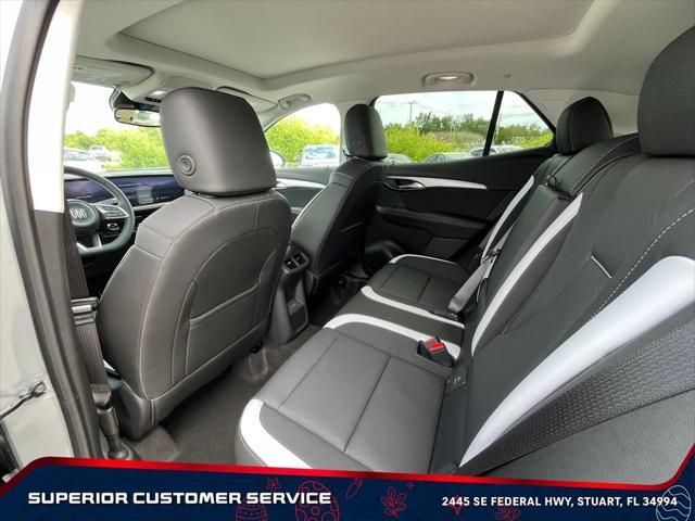 new 2025 Buick Envision car, priced at $40,345