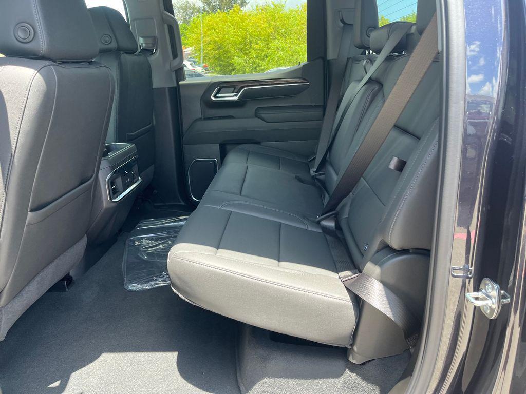 new 2025 GMC Sierra 1500 car, priced at $49,697