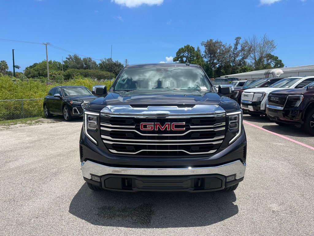 new 2025 GMC Sierra 1500 car, priced at $49,697