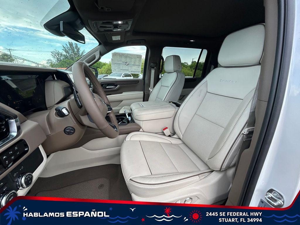 new 2025 GMC Yukon XL car, priced at $91,560