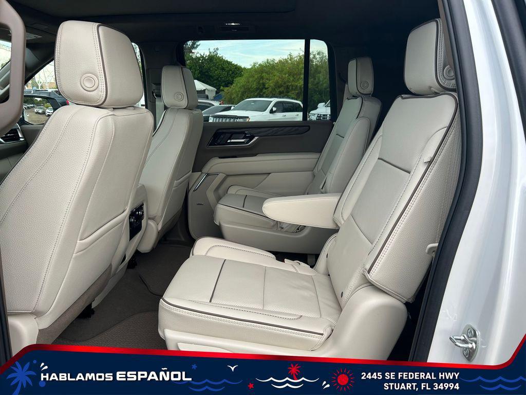 new 2025 GMC Yukon XL car, priced at $91,560