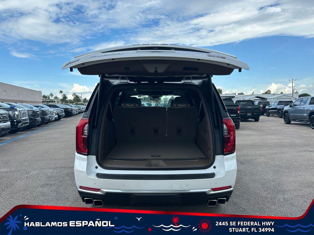 new 2025 GMC Yukon XL car, priced at $91,560