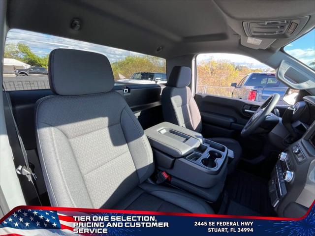 new 2025 GMC Sierra 1500 car, priced at $31,204